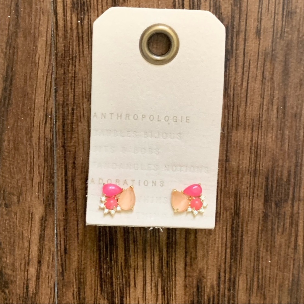 Anthropologie stone cluster earring in pink - Picture 4 of 13